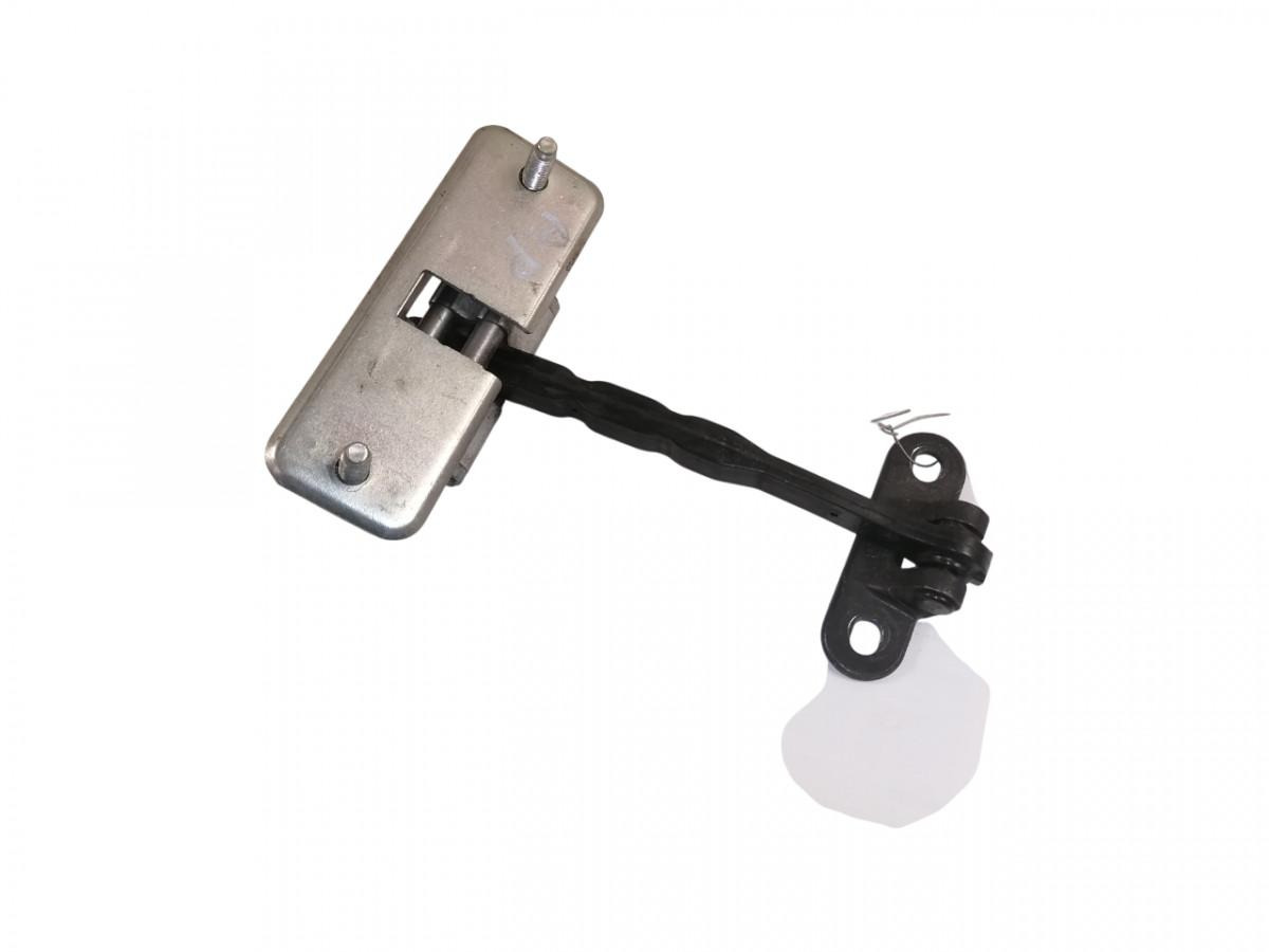 Scania Uksepiiraja 2045107 - Врата и делови за Камион: слика 1 Scania Uksepiiraja 2045107 - Врата и делови за Камион: слика 1