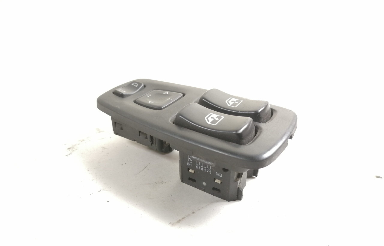 Scania switch 1863514 - Кабина за Камион: слика 1 Scania switch 1863514 - Кабина за Камион: слика 1