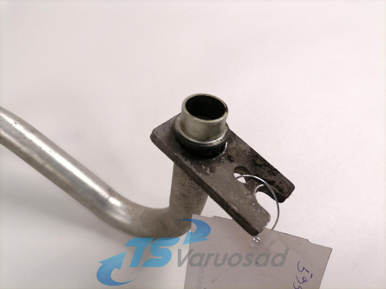 Volvo A/C pipe 20752895 - Греење/ Вентилација за Камион: слика 3 Volvo A/C pipe 20752895 - Греење/ Вентилација за Камион: слика 3