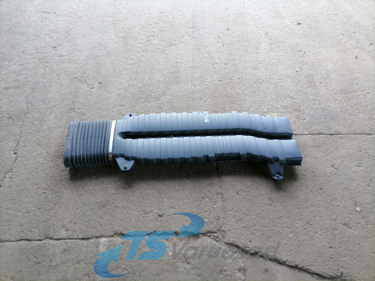 Volvo Air intake 8149814 - Систем за внесување на воздух за Камион: слика 1 Volvo Air intake 8149814 - Систем за внесување на воздух за Камион: слика 1