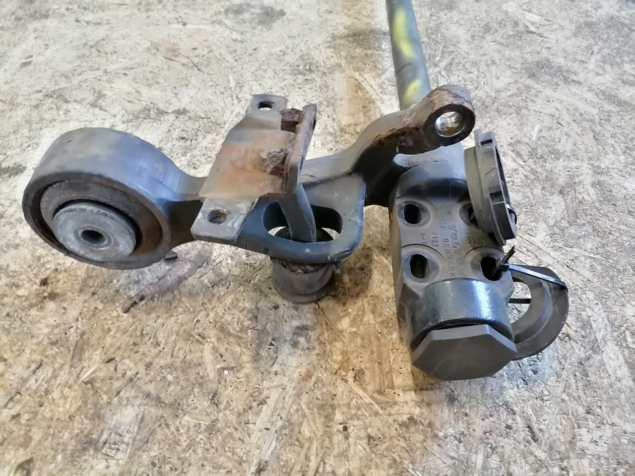 Volvo Anti-roll bar 3198853 - Суспензија на кабината за Камион: слика 3 Volvo Anti-roll bar 3198853 - Суспензија на кабината за Камион: слика 3