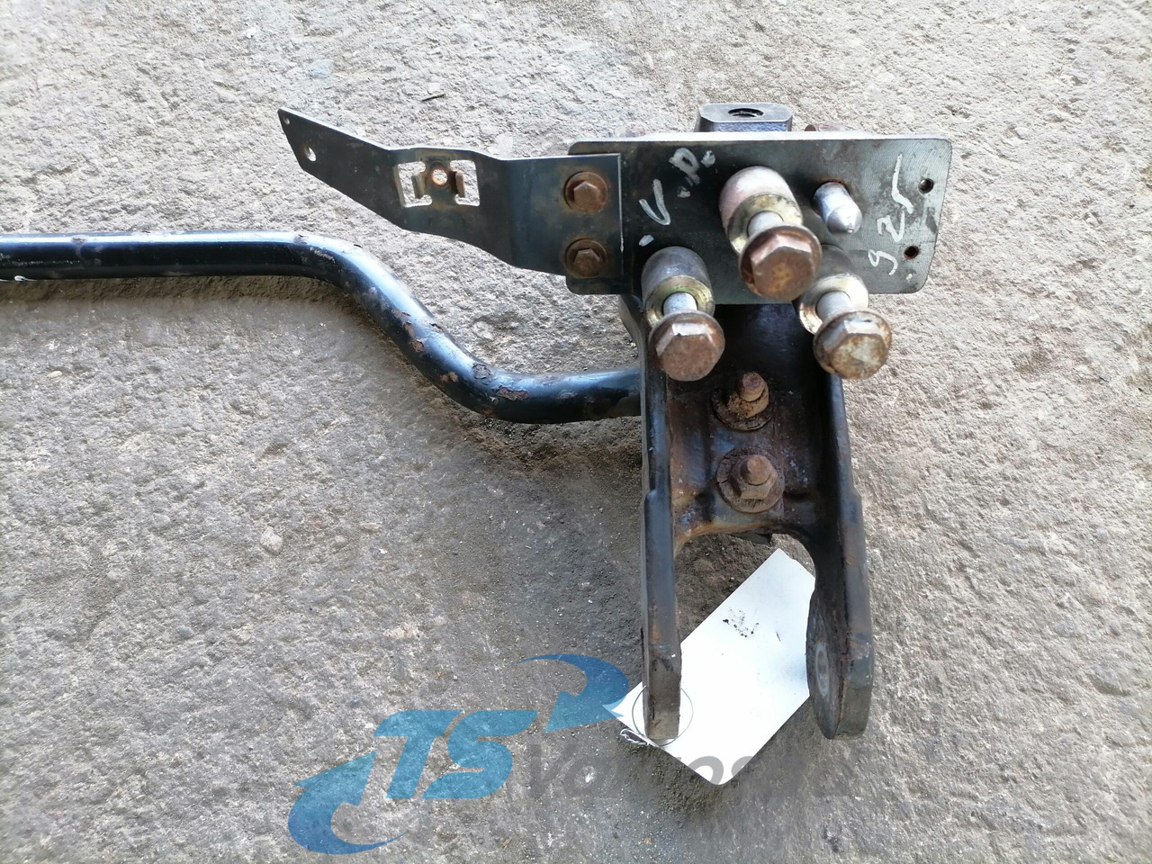 Volvo Cab anti roll bar 20757640 - Суспензија на кабината за Камион: слика 4 Volvo Cab anti roll bar 20757640 - Суспензија на кабината за Камион: слика 4