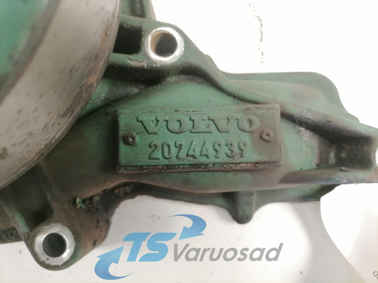 Volvo Cooling pump 20744939 - Пумпа за течност за ладење за Камион: слика 3 Volvo Cooling pump 20744939 - Пумпа за течност за ладење за Камион: слика 3