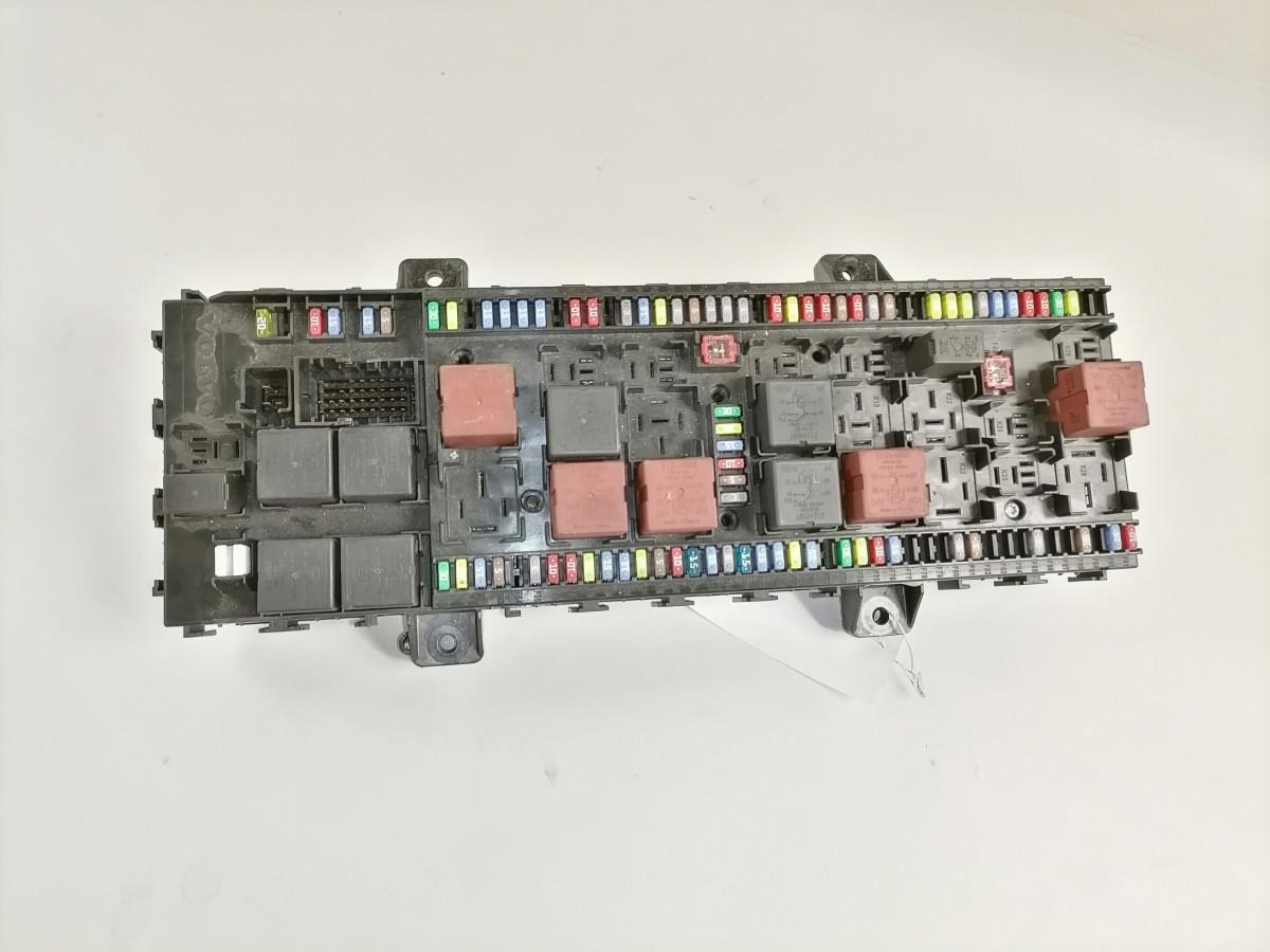 Volvo Fuse box 21939408 - Осигурач за Камион: слика 2 Volvo Fuse box 21939408 - Осигурач за Камион: слика 2