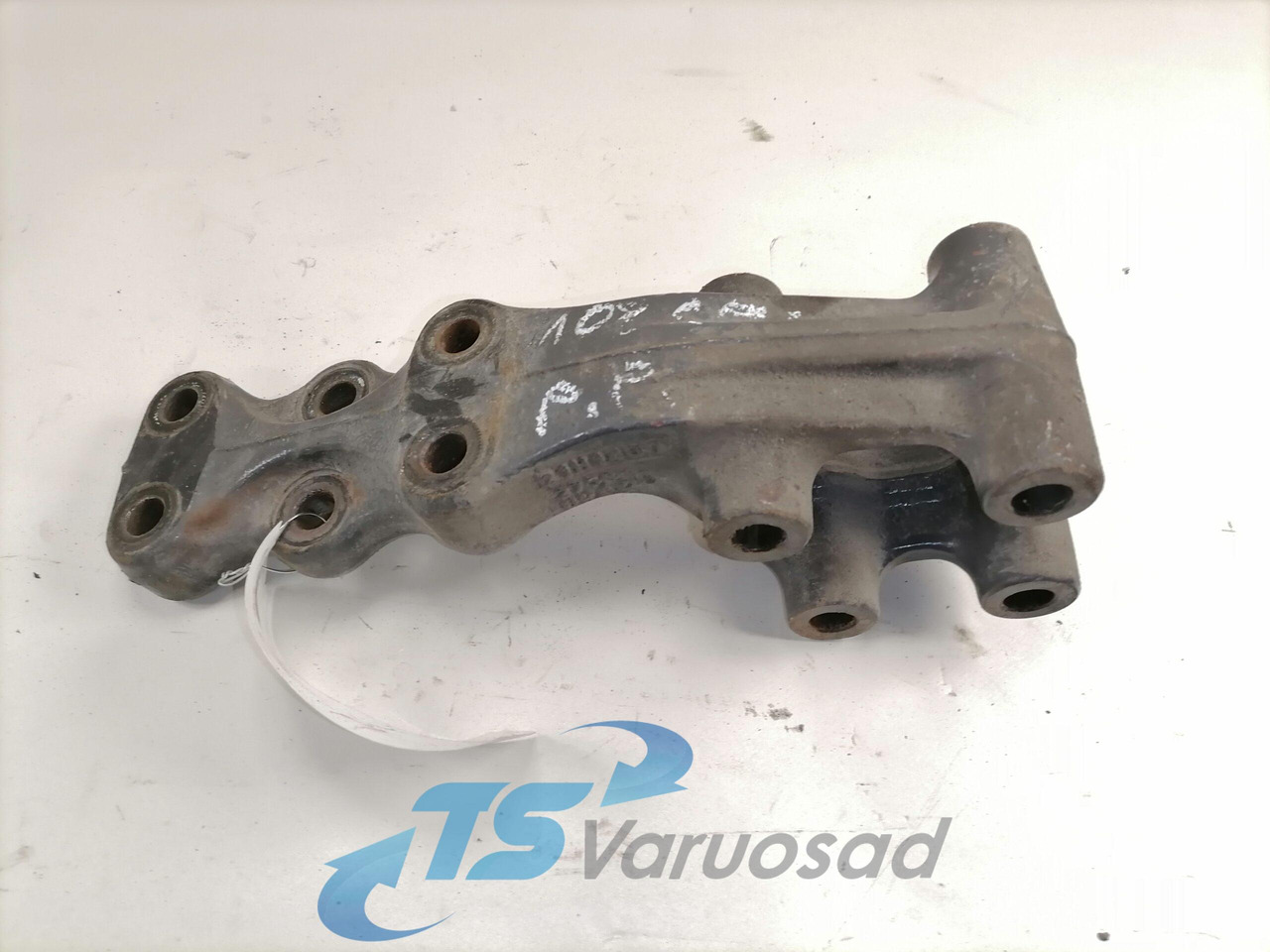 Volvo Kabiini kandur, tagumine 21196590 - Суспензија на кабината за Камион: слика 4 Volvo Kabiini kandur, tagumine 21196590 - Суспензија на кабината за Камион: слика 4