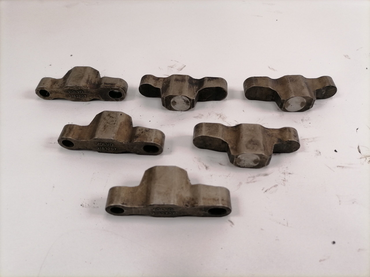 Volvo Klappide sild 3183207 - Единица за контрола за Камион: слика 2 Volvo Klappide sild 3183207 - Единица за контрола за Камион: слика 2