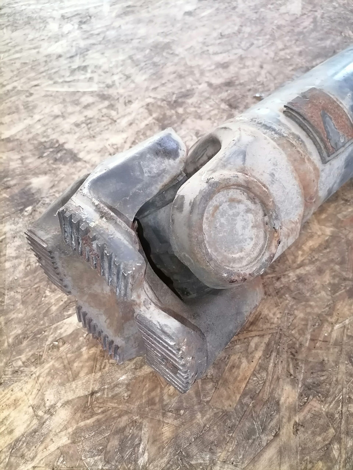Volvo Propeller shaft 1067769 - Карданско вратило за Камион: слика 3 Volvo Propeller shaft 1067769 - Карданско вратило за Камион: слика 3
