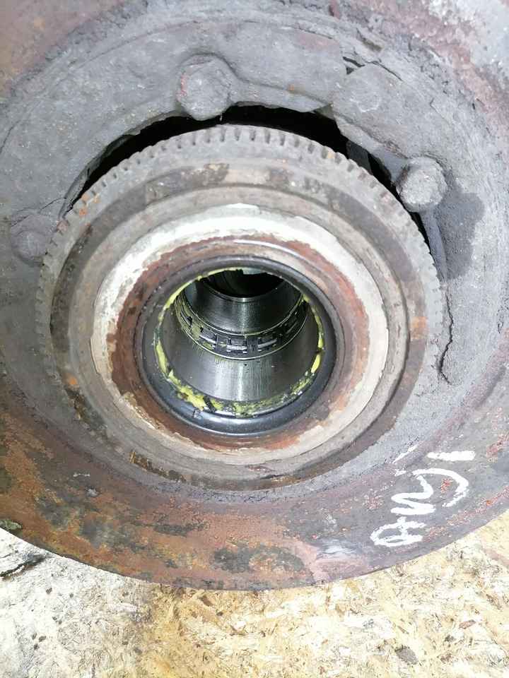 Volvo Volvo abisilla rattarumm 20535237 - Глава на тркало за Камион: слика 3 Volvo Volvo abisilla rattarumm 20535237 - Глава на тркало за Камион: слика 3