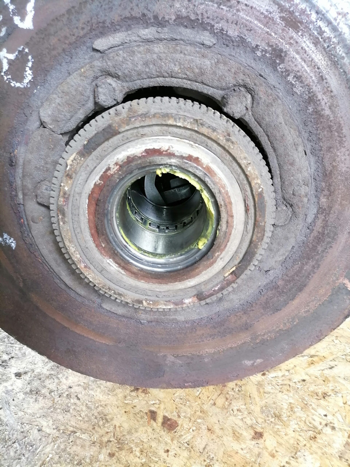Volvo Volvo abisilla rattarumm 20535237 - Глава на тркало за Камион: слика 3 Volvo Volvo abisilla rattarumm 20535237 - Глава на тркало за Камион: слика 3