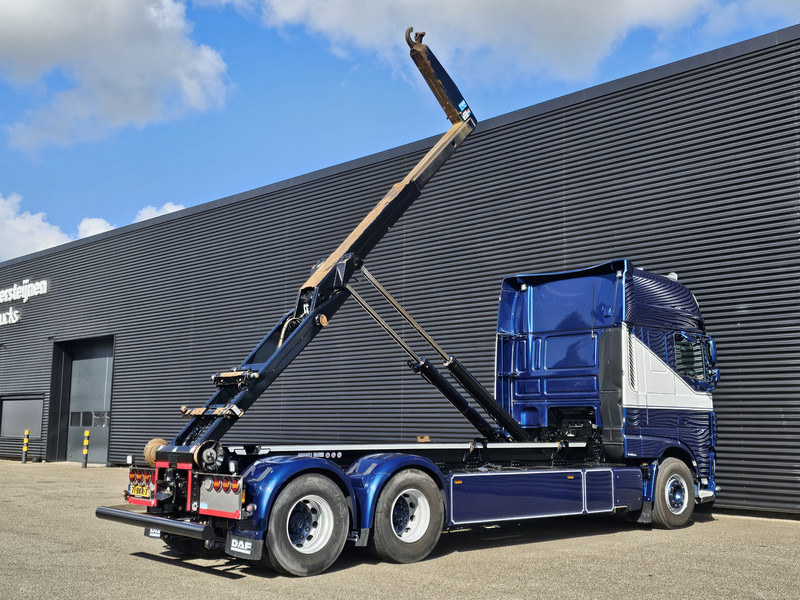 DAF XF 530 SSC 6x2 VDL HOOKLIFT 660 cm - Камион со кука за подигање: слика 2 DAF XF 530 SSC 6x2 VDL HOOKLIFT 660 cm - Камион со кука за подигање: слика 2