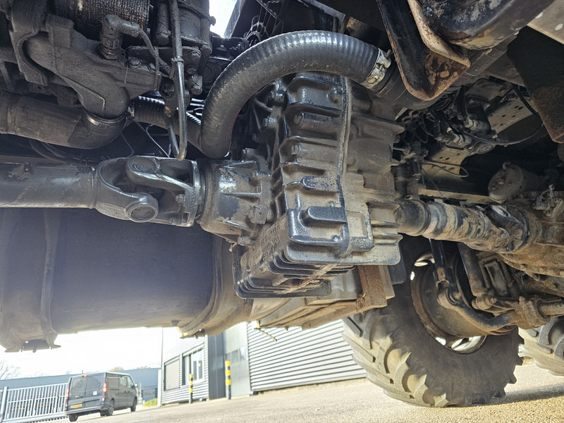 Камион влекач MAN TGS 26.480 6x6 / HIAB CRANE / TRACTOR + BOX TRUCK: слика 15