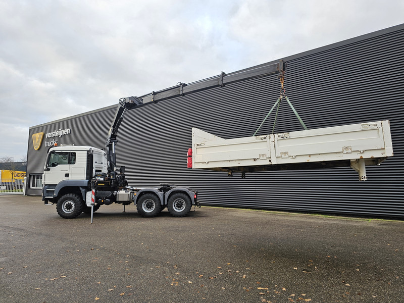 Камион влекач MAN TGS 26.480 6x6 / HIAB CRANE / TRACTOR + BOX TRUCK: слика 9