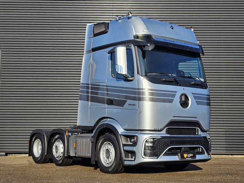 Mercedes-Benz ACTROS 2548 6X2/4 / PTO / GIGASPACE - Камион влекач: слика 3 Mercedes-Benz ACTROS 2548 6X2/4 / PTO / GIGASPACE - Камион влекач: слика 3