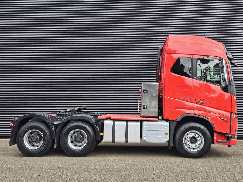 Volvo FH 16 650 / 6x4 BOOGIE / HYDRAULIC / RETARDER / 100T - Камион влекач: слика 5 Volvo FH 16 650 / 6x4 BOOGIE / HYDRAULIC / RETARDER / 100T - Камион влекач: слика 5