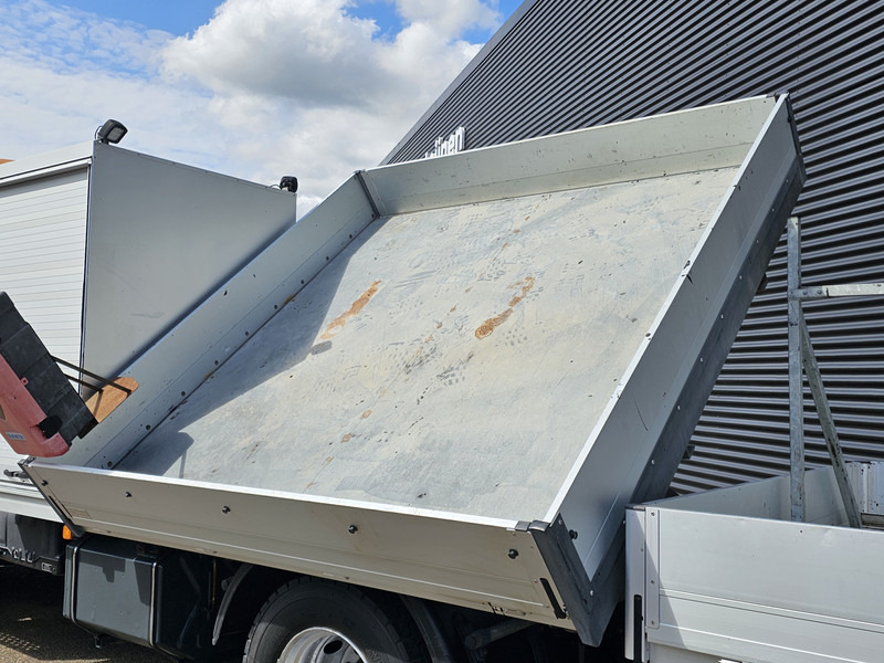 MAN TGM 15.240 BL / TIPPER / DOKA / VEEG / SWEEPER - Возило за метење: слика 5 MAN TGM 15.240 BL / TIPPER / DOKA / VEEG / SWEEPER - Возило за метење: слика 5