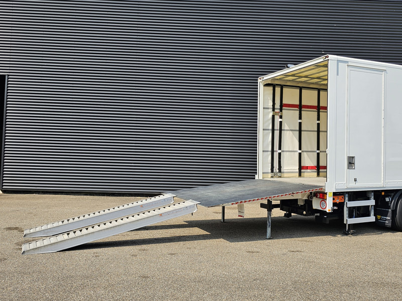 MAN TGM 26.320 / 6x2-4 / LBW / 6000kg TAIL LIFT - Камион сандучар: слика 4 MAN TGM 26.320 / 6x2-4 / LBW / 6000kg TAIL LIFT - Камион сандучар: слика 4