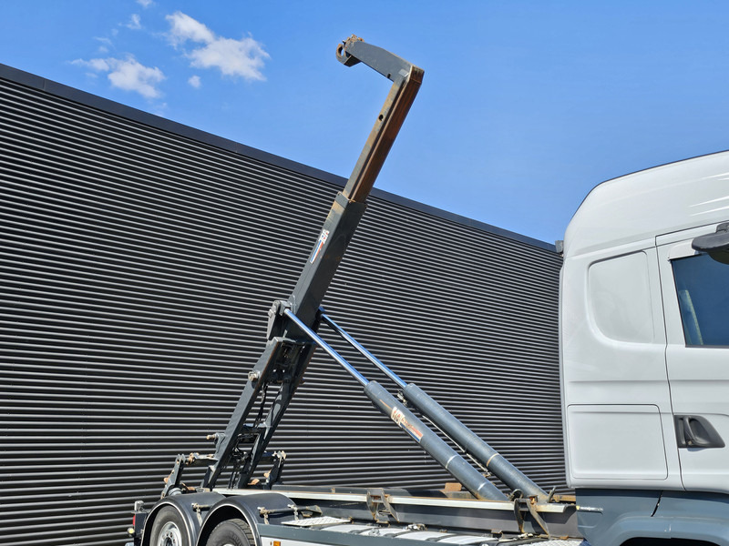 Scania R450 6x2*4 / EURO 6 / VDL HOOKLIFT - Камион со кука за подигање: слика 4 Scania R450 6x2*4 / EURO 6 / VDL HOOKLIFT - Камион со кука за подигање: слика 4