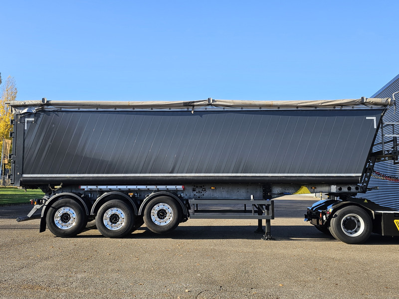 Schmitz Cargobull SCB*S3D / TIPPER / LIFT AXLE / ALCOA - Кипер полуприколка: слика 4 Schmitz Cargobull SCB*S3D / TIPPER / LIFT AXLE / ALCOA - Кипер полуприколка: слика 4