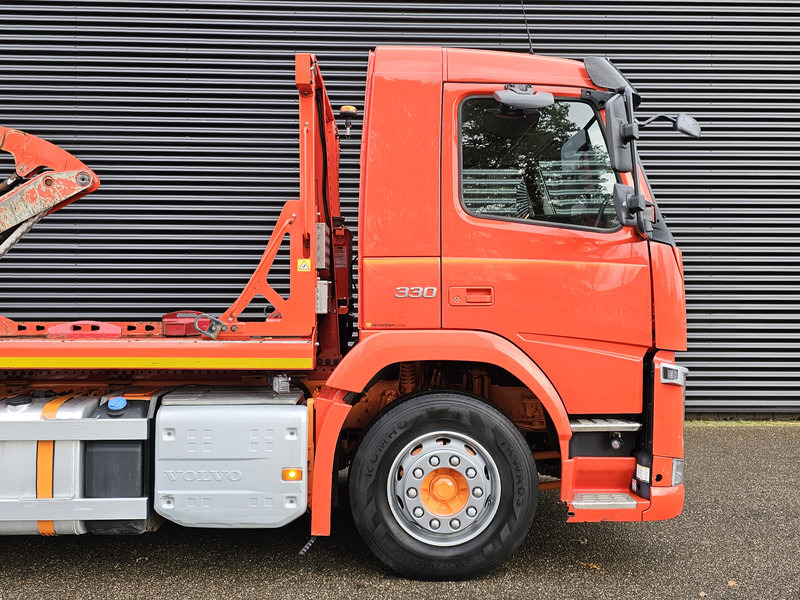 Volvo FM 330 / PORTAAL / ABSETZKIPPER - Камион за подигање контејнери: слика 4 Volvo FM 330 / PORTAAL / ABSETZKIPPER - Камион за подигање контејнери: слика 4
