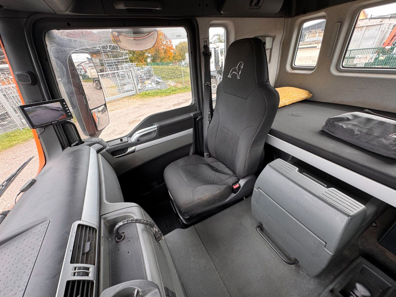 MAN 26.440 6X2 Multilift Abroller - Камион со кука за подигање: слика 5 MAN 26.440 6X2 Multilift Abroller - Камион со кука за подигање: слика 5