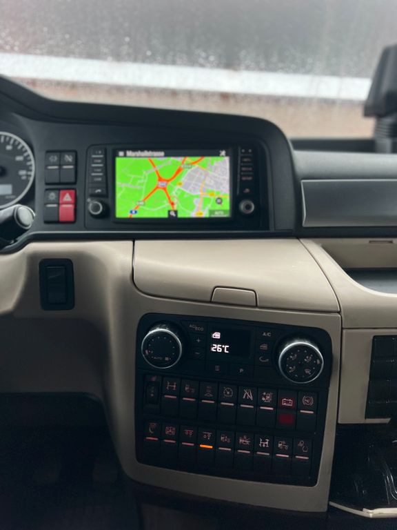 MAN 26.460 6X2 Retarder Klima Navigation guter Zust. - Камион со кука за подигање: слика 4 MAN 26.460 6X2 Retarder Klima Navigation guter Zust. - Камион со кука за подигање: слика 4
