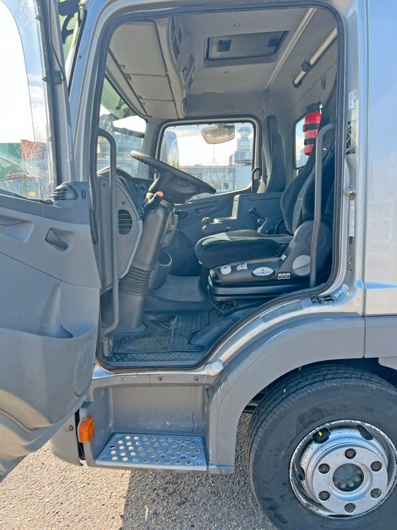 Mercedes-Benz 818 4X2 ROM Toilettenwagen guter Zustand - Вакуумски камион: слика 5 Mercedes-Benz 818 4X2 ROM Toilettenwagen guter Zustand - Вакуумски камион: слика 5