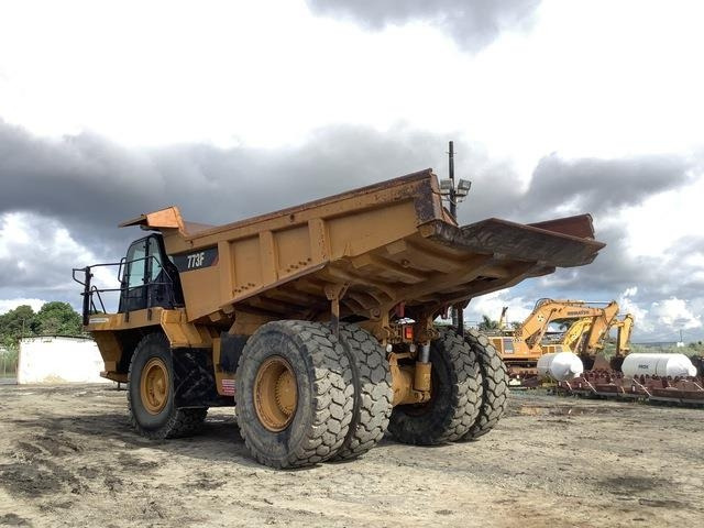 CAT 773F - Голем истоварувач/ Камион за камења: слика 2 CAT 773F - Голем истоварувач/ Камион за камења: слика 2