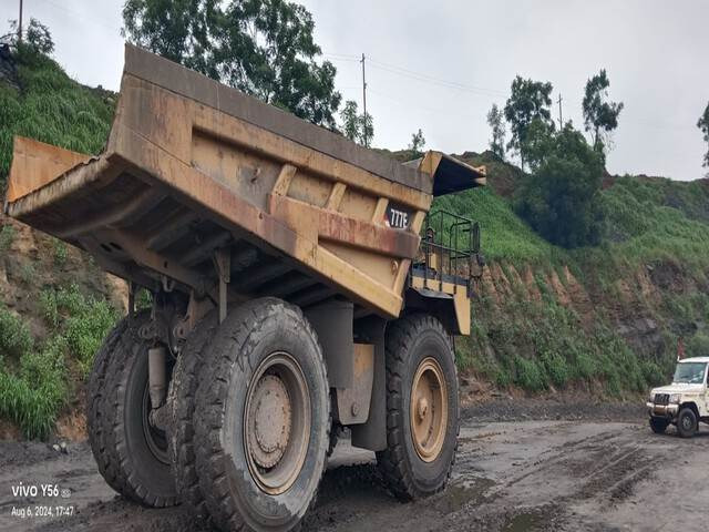 CAT 777E - Голем истоварувач/ Камион за камења: слика 3 CAT 777E - Голем истоварувач/ Камион за камења: слика 3