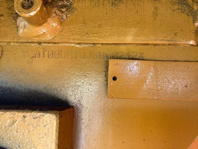 CAT D8T - Булдожер: слика 2 CAT D8T - Булдожер: слика 2