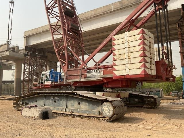 Terex Demag CC2800 - Кран со гасеници: слика 2 Terex Demag CC2800 - Кран со гасеници: слика 2