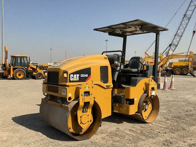 CAT CB34B - Ваљак за пат: слика 1 CAT CB34B - Ваљак за пат: слика 1