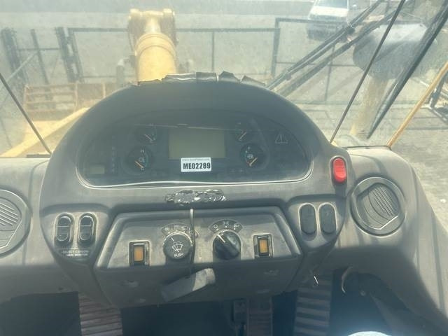 Натоварувач на тркала Komatsu WA600-6R: слика 23