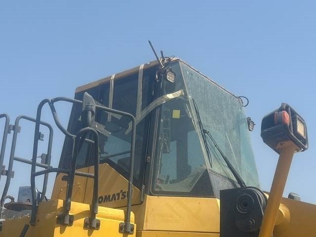 Натоварувач на тркала Komatsu WA600-6R: слика 13