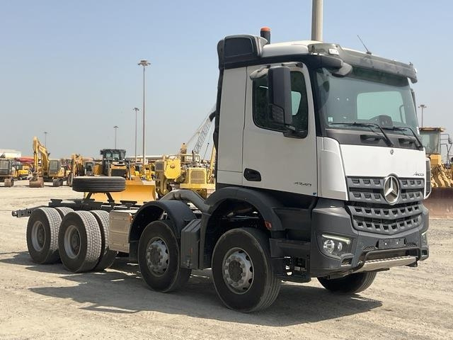 Mercedes-Benz Arocs 4240 - Камион со кабинска шасија: слика 4 Mercedes-Benz Arocs 4240 - Камион со кабинска шасија: слика 4