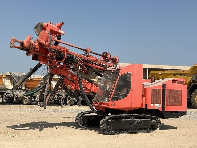 Sandvik DP900 - Машина за бушење: слика 1 Sandvik DP900 - Машина за бушење: слика 1