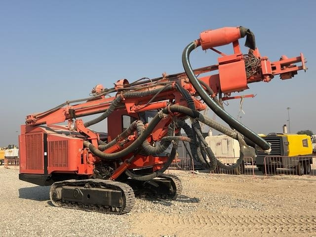 Sandvik DP900 - Машина за бушење: слика 4 Sandvik DP900 - Машина за бушење: слика 4