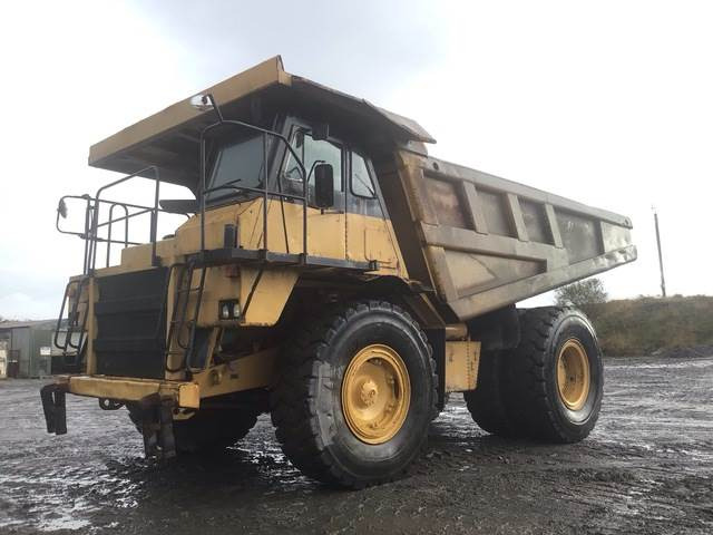 CAT 775B - Голем истоварувач/ Камион за камења: слика 1 CAT 775B - Голем истоварувач/ Камион за камења: слика 1