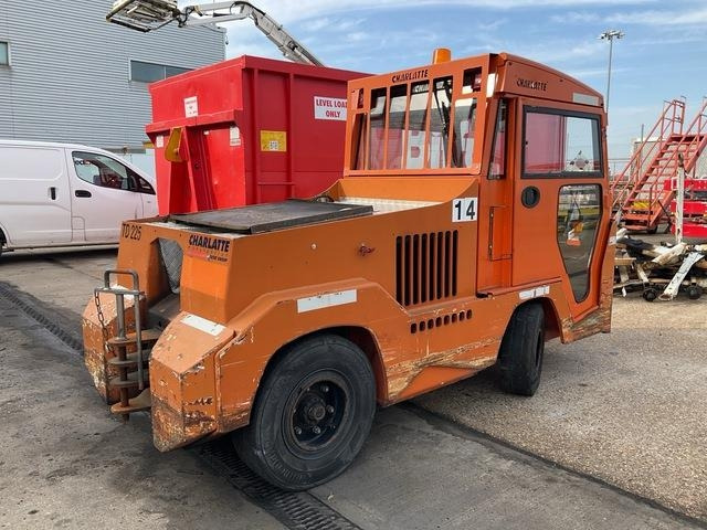 Charlatte TD225 - Тракторче за влечење: слика 3 Charlatte TD225 - Тракторче за влечење: слика 3