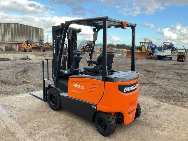 Doosan B25X-7 PLUS - Електричен вилушкар: слика 2 Doosan B25X-7 PLUS - Електричен вилушкар: слика 2