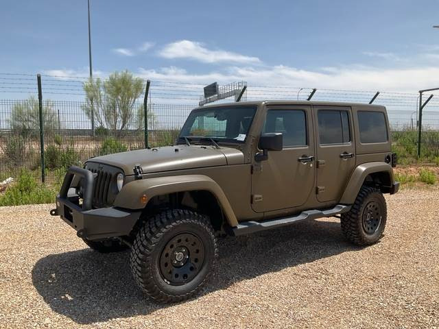 Jeep Wrangler JK Command - Автомобил: слика 1 Jeep Wrangler JK Command - Автомобил: слика 1