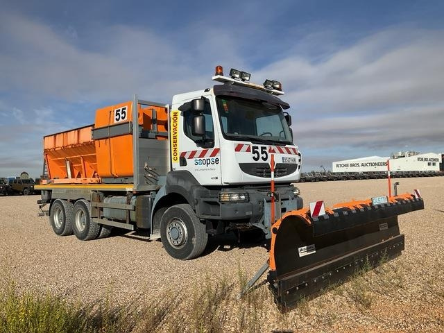 Renault Kerax 430DXI - Машина за чистење снег: слика 4 Renault Kerax 430DXI - Машина за чистење снег: слика 4