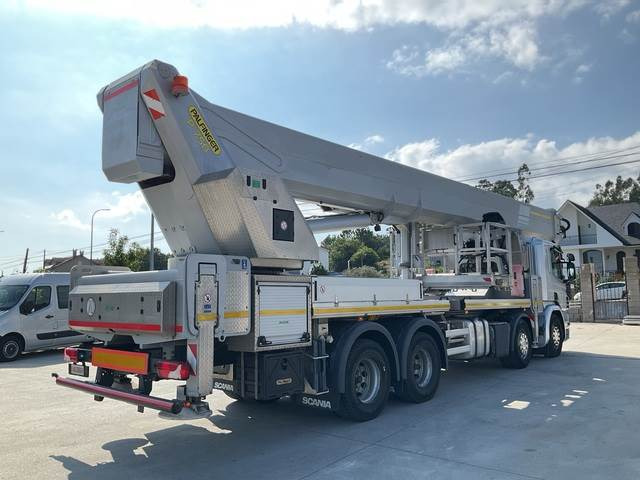 Scania P410LB - Камион со подигачка кошница: слика 3 Scania P410LB - Камион со подигачка кошница: слика 3