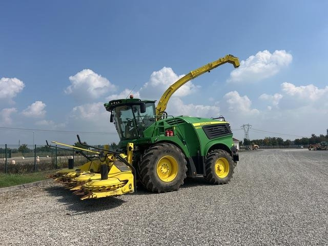 John Deere 9800 - Комбајн за сточна храна: слика 1 John Deere 9800 - Комбајн за сточна храна: слика 1