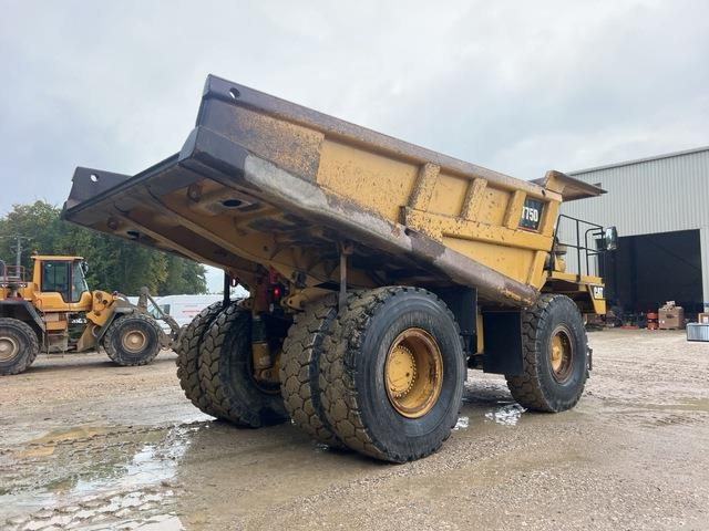 CAT 775D - Голем истоварувач/ Камион за камења: слика 3 CAT 775D - Голем истоварувач/ Камион за камења: слика 3