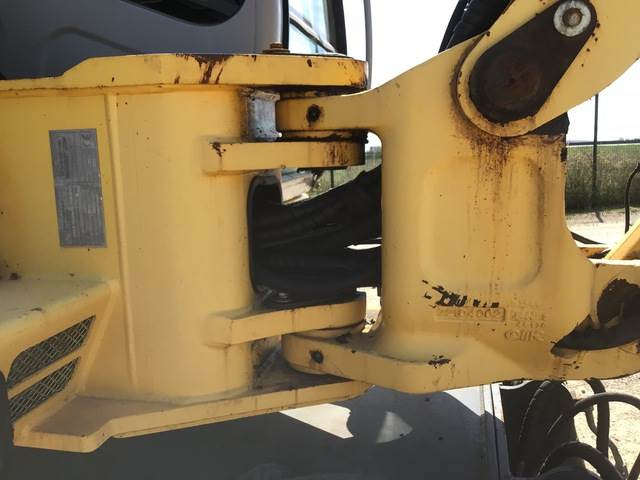 New Holland MH2.6 - Багер на тркала: слика 4 New Holland MH2.6 - Багер на тркала: слика 4