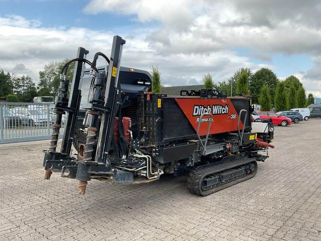 Ditch Witch AT32 - Машина за бушење: слика 1 Ditch Witch AT32 - Машина за бушење: слика 1