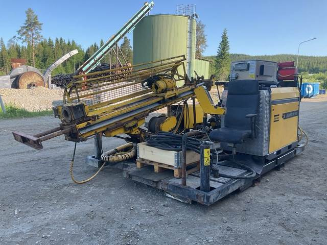 Atlas Copco Diamec U4 - Машина за бушење: слика 1 Atlas Copco Diamec U4 - Машина за бушење: слика 1