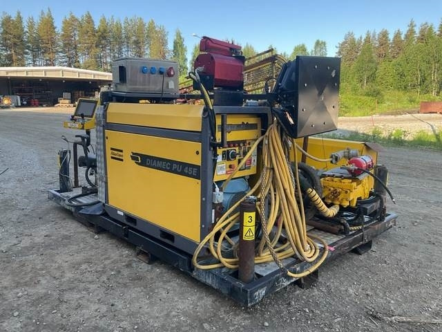 Atlas Copco Diamec U4 - Машина за бушење: слика 2 Atlas Copco Diamec U4 - Машина за бушење: слика 2