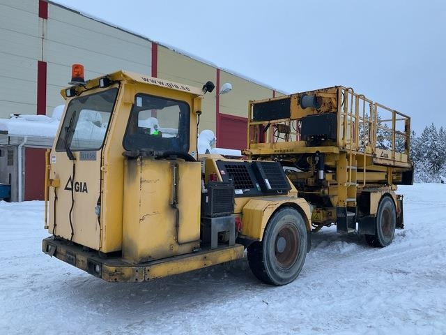 Giamec 211 - Камион со подигачка кошница: слика 2 Giamec 211 - Камион со подигачка кошница: слика 2