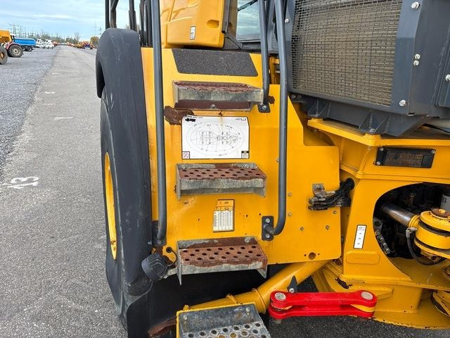 Bell B45E - Зглобен истоварувач: слика 5 Bell B45E - Зглобен истоварувач: слика 5